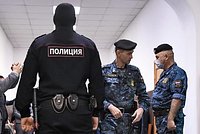 Адвокатская тайна. Российский следователь изнасиловал и убил школьницу. Почему это преступление не могли раскрыть 13 лет?