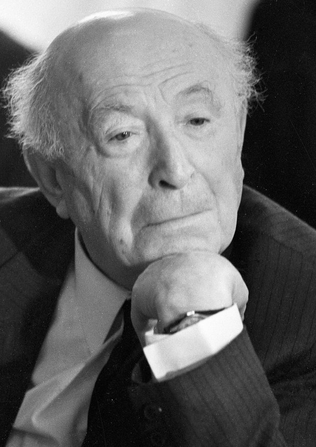 Советский историк Исаак Минц, дважды лауреат Государственной премии СССР, академик АН СССР