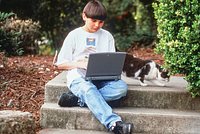 «Ушла целая эпоха» Легендарный ICQ прекратил существование. Он совершил революцию в мире общения и изменил жизни россиян