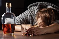 «Я стала игрушкой в чьих-то руках» Отравители охотятся на гостей московских клубов. Как один бокал превращает жизнь жертв в кошмар?