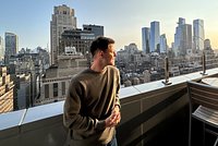 «Когда я тут оказался, то не поверил глазам» Россиянин приехал в США без знания языка и открыл свой бизнес. Чем его поразили Штаты?